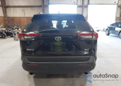 2023 Toyota Rav4 Xle из США, поврежденный, VIN 2T3P1RFV3PC385970